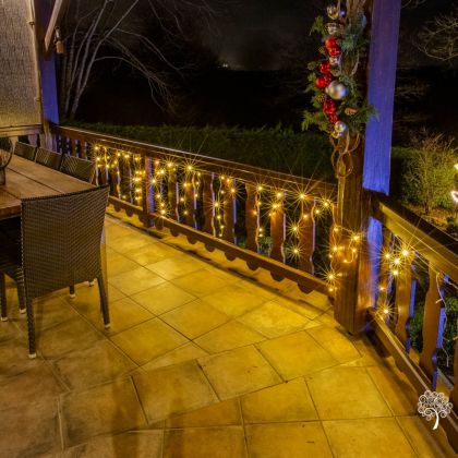 Vier kerst en nieuwjaar in Villa Faro Durbuy met sfeervolle kerstverlichting