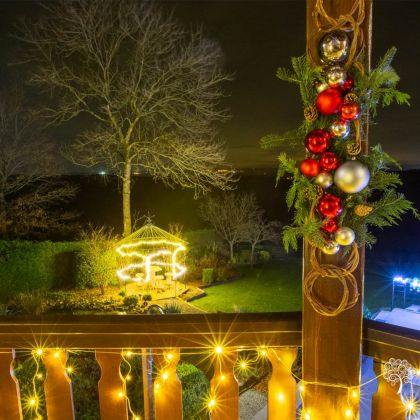 Vier kerst en nieuwjaar in Villa Faro Durbuy met sfeervolle kerstverlichting