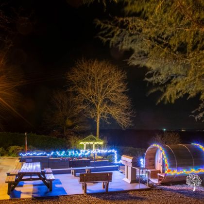 Vier kerst en nieuwjaar in Villa Faro Durbuy met sfeervolle kerstverlichting