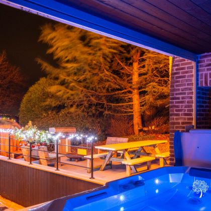 Vier kerst en nieuwjaar in Villa Faro Durbuy met sfeervolle kerstverlichting