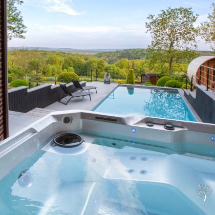 Villa Faro Durbuy suites vakantiewoning met zwembad, sauna en jacuzzi