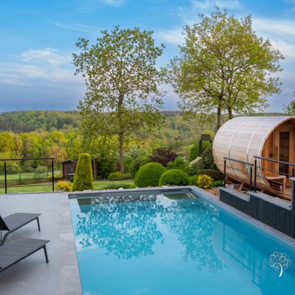 Villa Faro Durbuy suites vakantiewoning met zwembad, sauna en jacuzzi