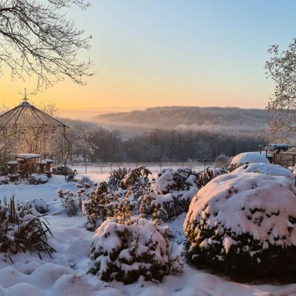 villa Faro Durbuy suites vakantiewoning met zwembad, sauna en jacuzzi