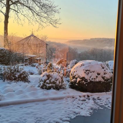 villa Faro Durbuy suites vakantiewoning met zwembad, sauna en jacuzzi