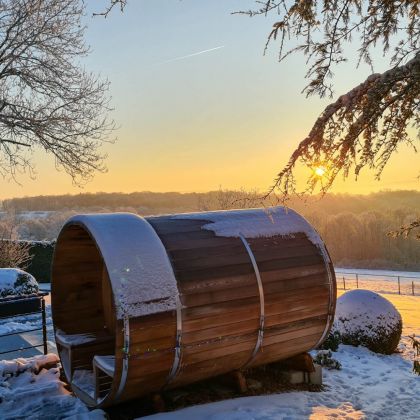 villa Faro Durbuy suites vakantiewoning met zwembad, sauna en jacuzzi