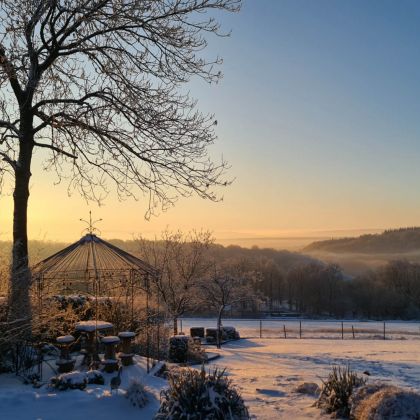 villa Faro Durbuy suites vakantiewoning met zwembad, sauna en jacuzzi