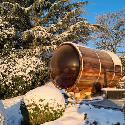 villa Faro Durbuy suites vakantiewoning met zwembad, sauna en jacuzzi