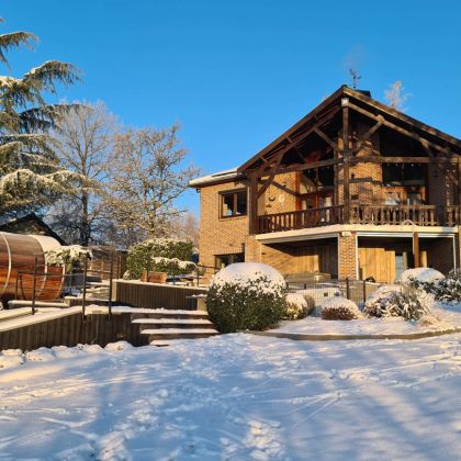 villa Faro Durbuy suites vakantiewoning met zwembad, sauna en jacuzzi